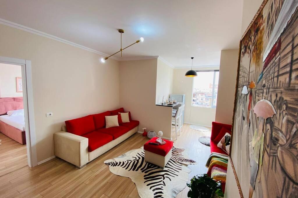 Sunlit House City Center Tirana Exterior photo
