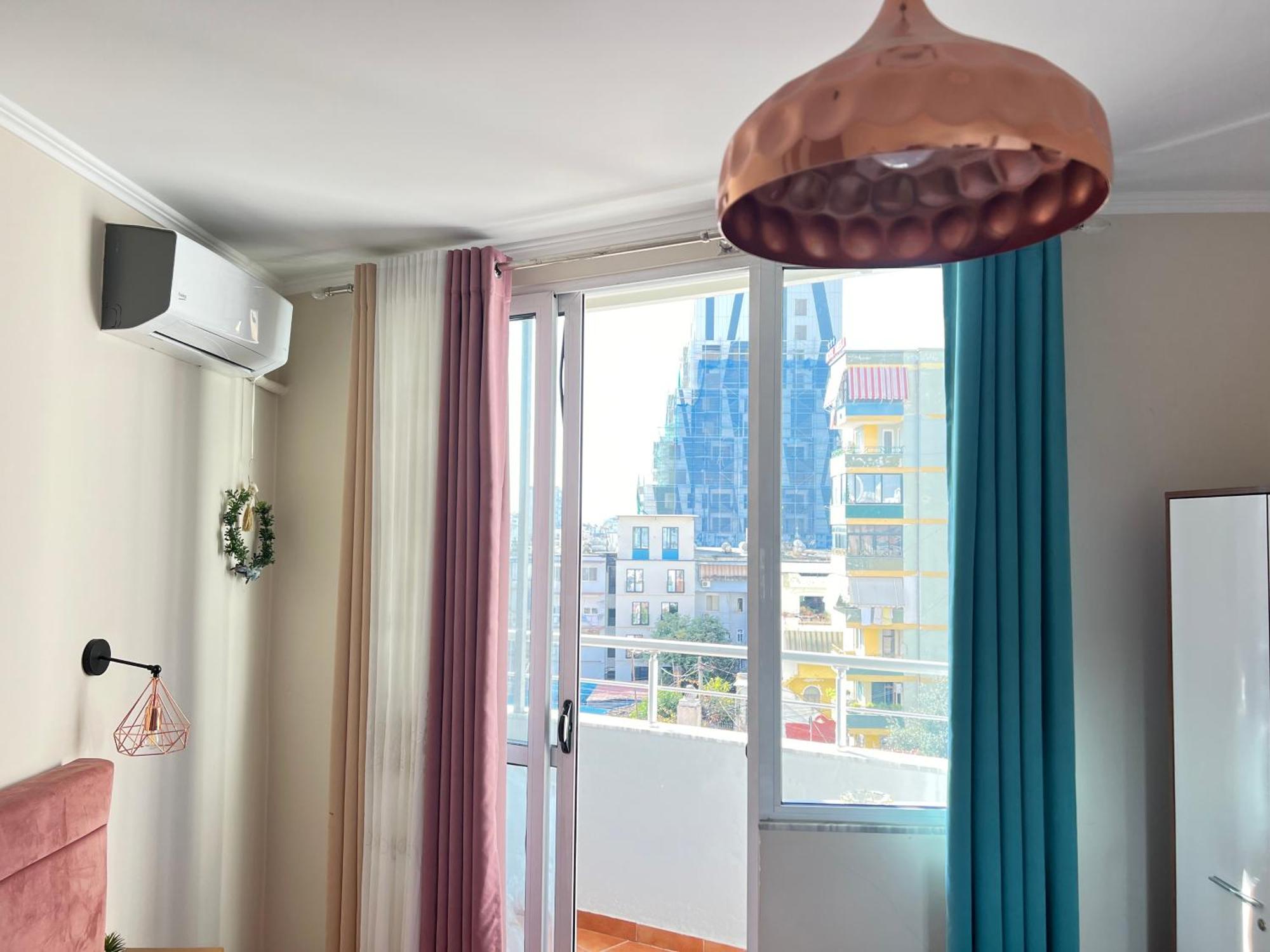 Sunlit House City Center Tirana Exterior photo